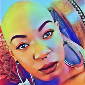 Meet your Posher, Brittney